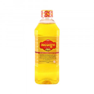 Ah May Htwar Peanut Oil 1Lit  အမေထွားမြေပဲဆီသန့်  (၁ လီတာ)