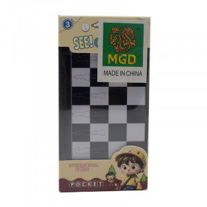 Chess Pocket စစ်တုရင်ခေါက်ခုံ